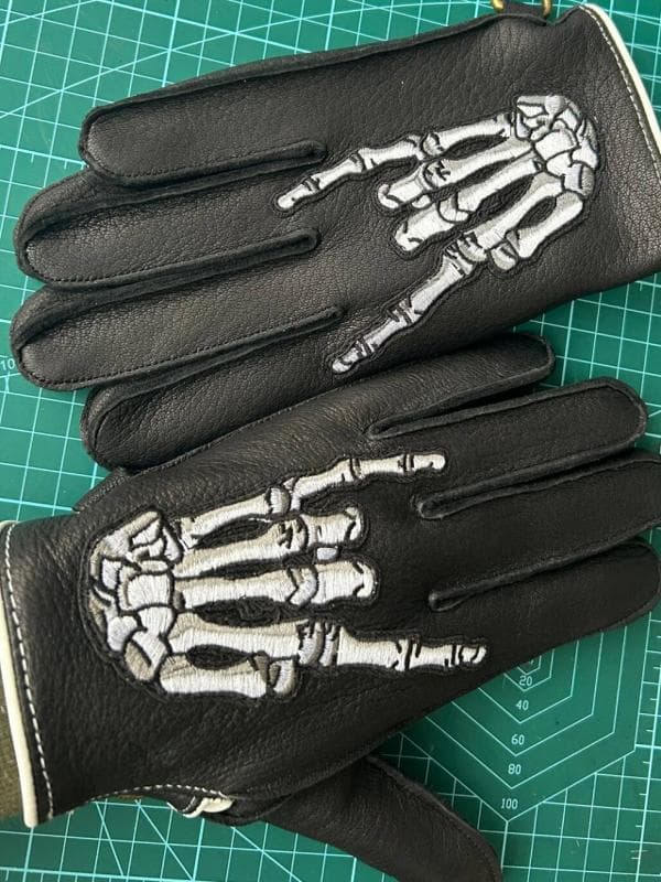 バイクグローブ 革 骸骨手刺繍バイカーグローブ