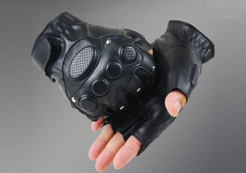 バイクグローブ 革 通気性抜群 指先開放型 革製プロテクトグローブ